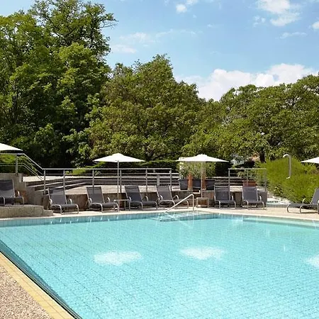 Hotel et Centre Thermal d\'Yverdon-les-Bains 