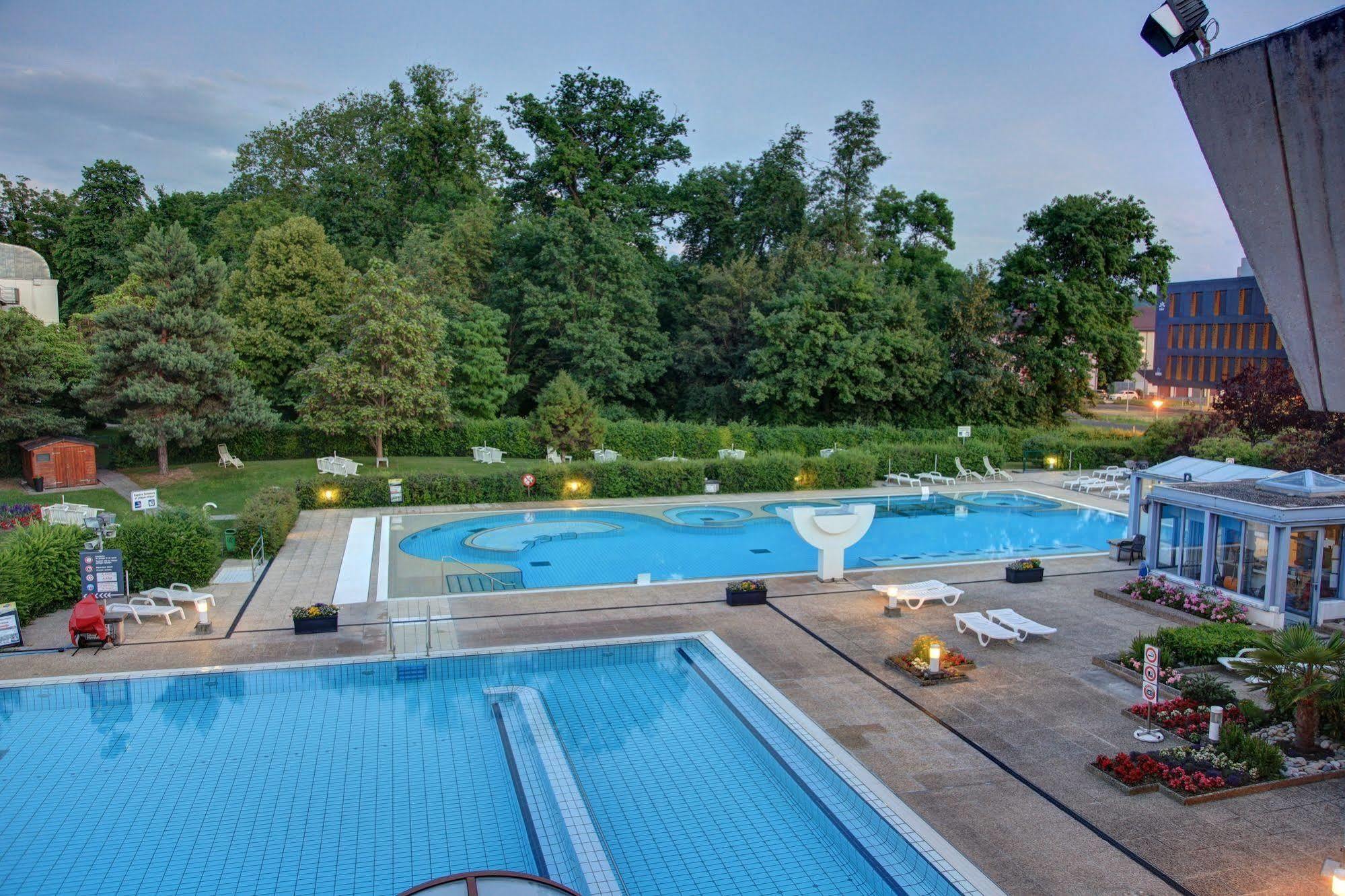Grand Et Centre Thermal D'yverdon-les-bains